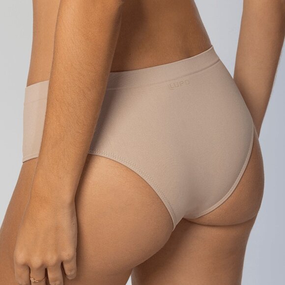 NEW! M Air Textured Yarn Panties - reduces friction points - Nude Colour 4683 - Picture 2 of 6